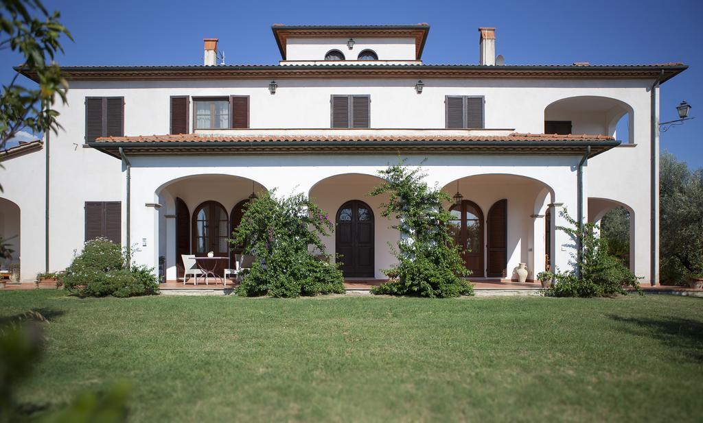 Agriturismo Tra Gli Ulivi, Chiappini Winery Bolgheri Exteriér fotografie