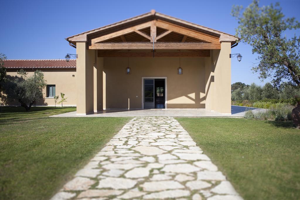 Agriturismo Tra Gli Ulivi, Chiappini Winery Bolgheri Exteriér fotografie